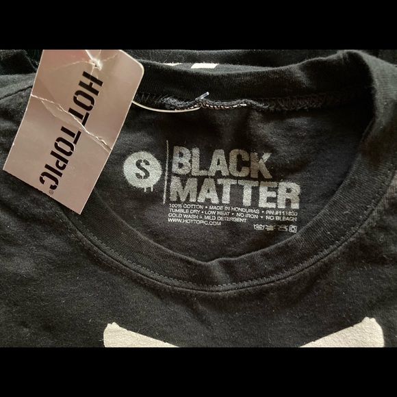 Hot Topic Zombie T-shirt - Picture 2 of 2